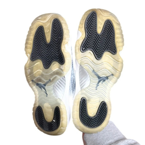 Nike Jordans Future low tops in grey - Picture 5 of 7